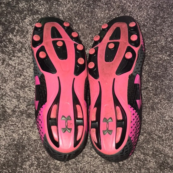 Under Armour Sports Cleats Shoes - Picture 6 of 7